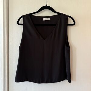Babaton Black Sleeveless V-Neck Blouse